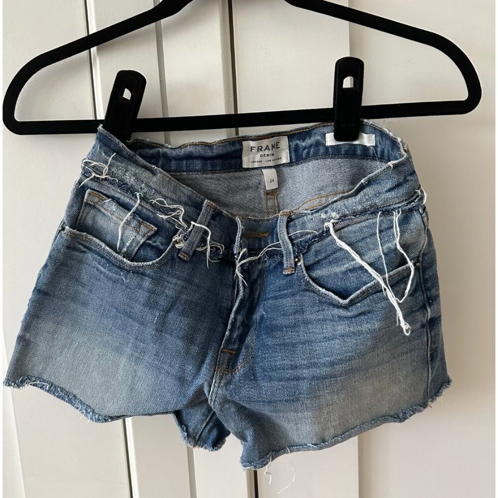 FRAME Le Cutoff Shorts